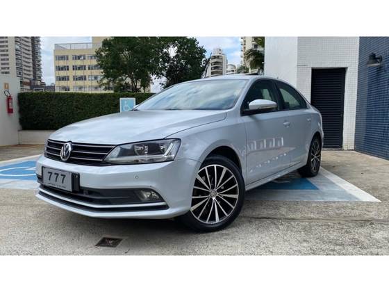 VOLKSWAGEN JETTA 1.4 16V TSI COMFORTLINE GASOLINA 4P TIPTRONIC VOLKSWAGEN JETTA 1.4 16V TSI COMFORTLINE GASOLINA 4P TIPTRONIC